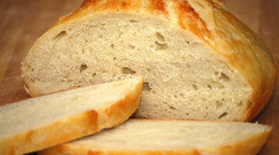 the unsalted tuscan bread